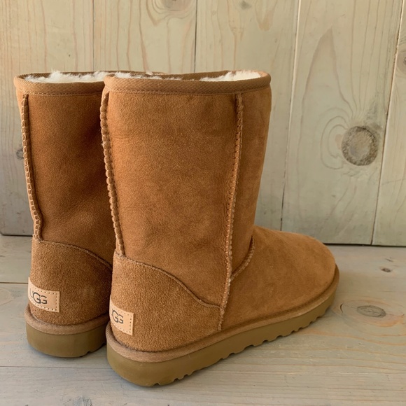 UGG CLASSIC SHORT 2 CHESTNUT WOMENS BOOTS US 10 NEW - Picture 5 of 6